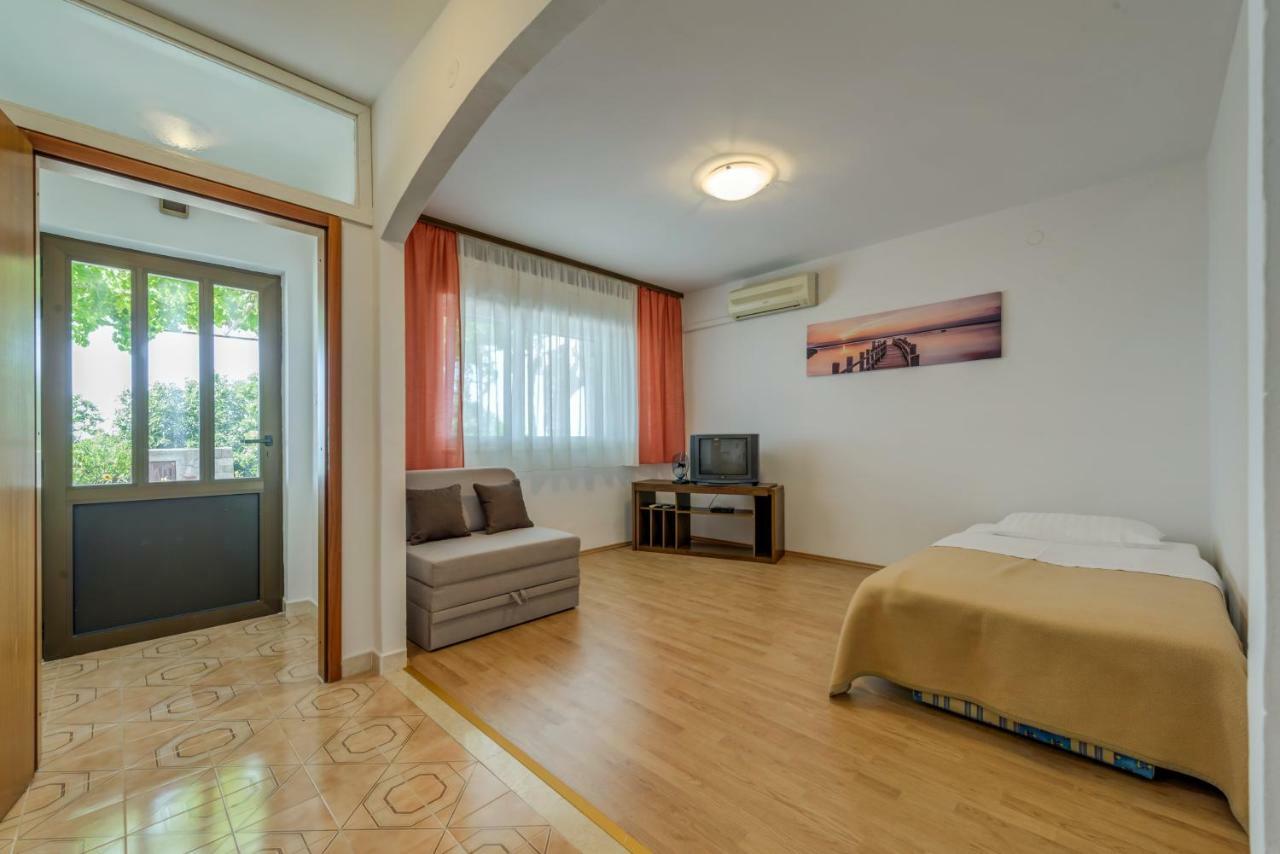 Apartment Luce Podstrana Kültér fotó